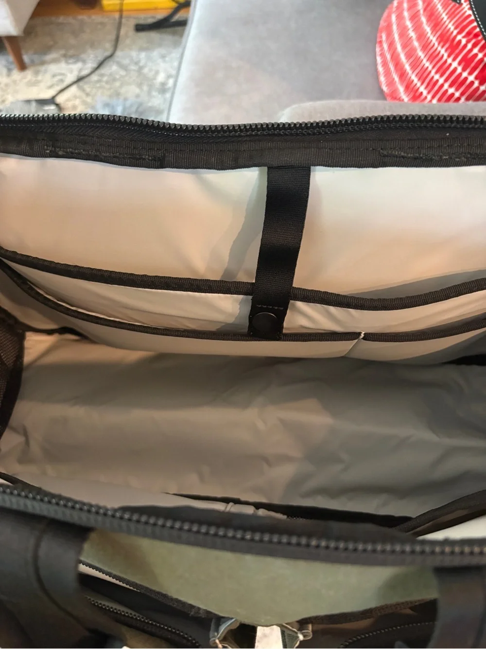 Pakt Travel Duffel 28l